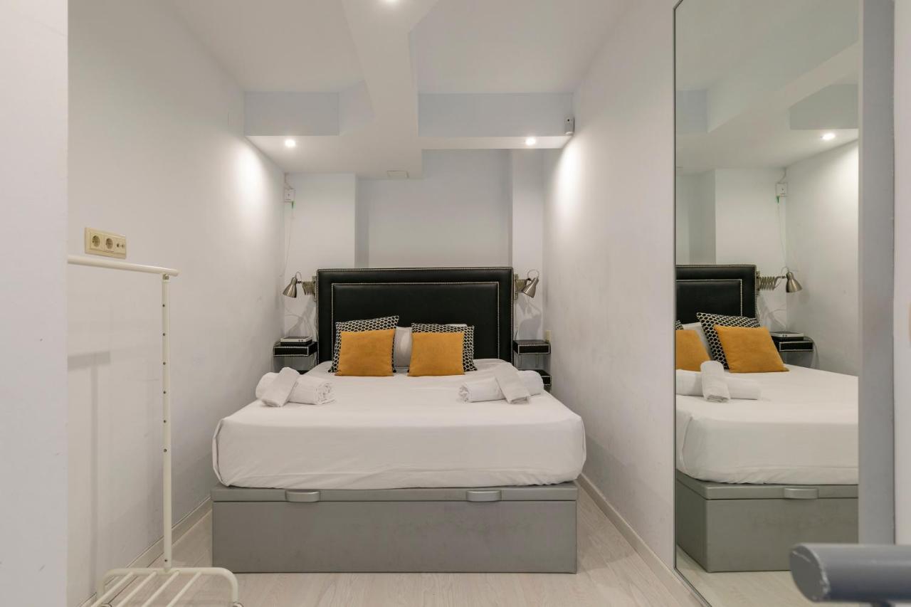 Homeabout Retiro Apartment I マドリード エクステリア 写真